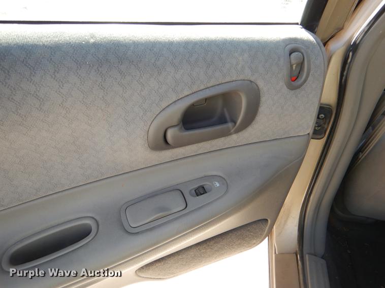 image for item DD8991 2001 Dodge Intrepid SE