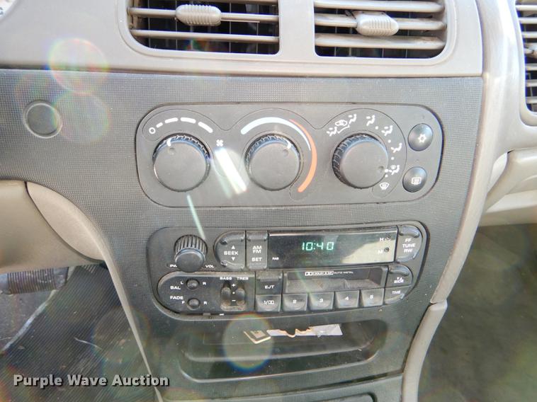 image for item DD8991 2001 Dodge Intrepid SE