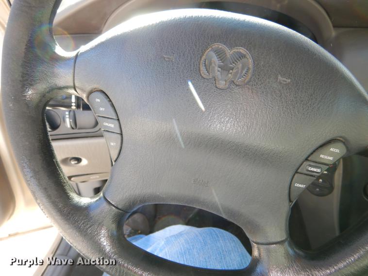 image for item DD8991 2001 Dodge Intrepid SE