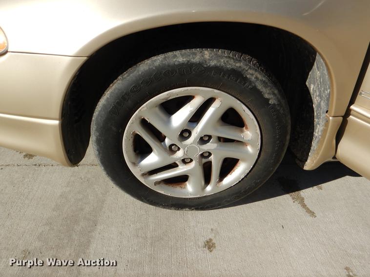 image for item DD8991 2001 Dodge Intrepid SE