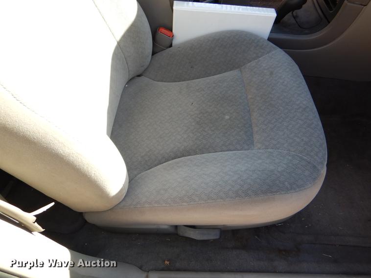 image for item DD8991 2001 Dodge Intrepid SE