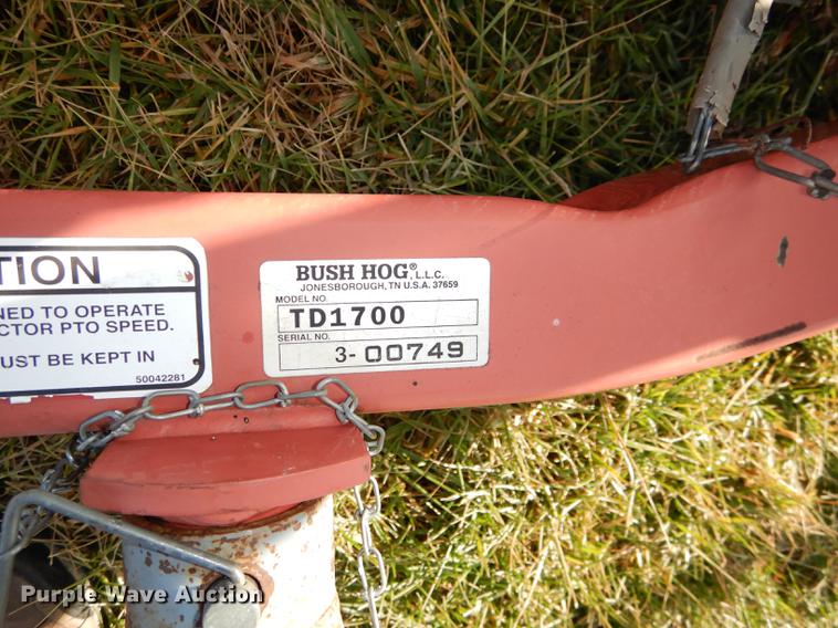 image for item DD8997 2007 Bush Hog TD1700 batwing rotary mower