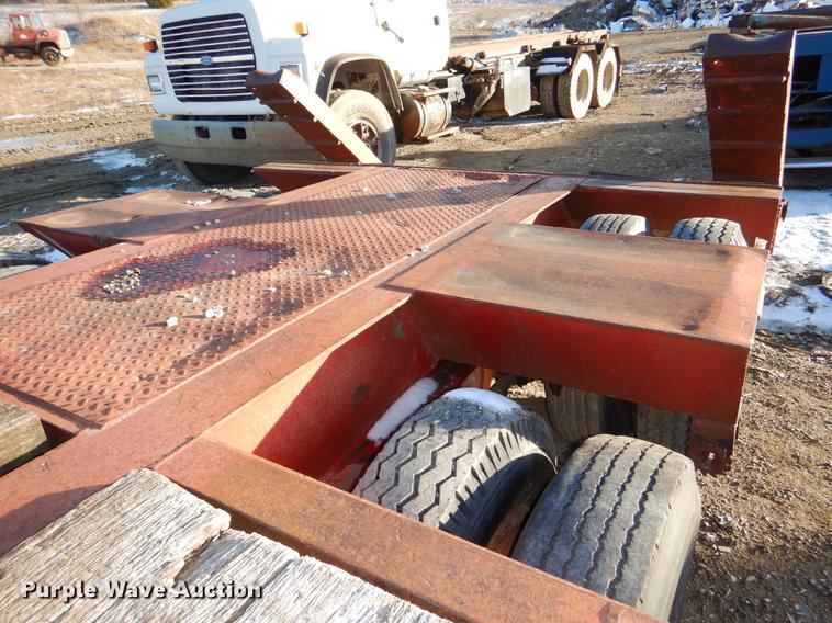 image for item DE0002 1978 Tech-Steel HLB34225 lowboy equipment trailer