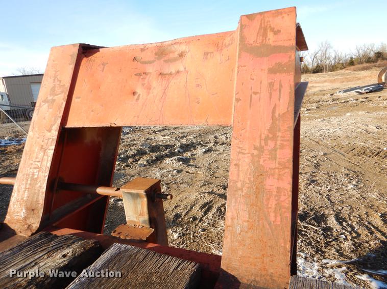 image for item DE0002 1978 Tech-Steel HLB34225 lowboy equipment trailer