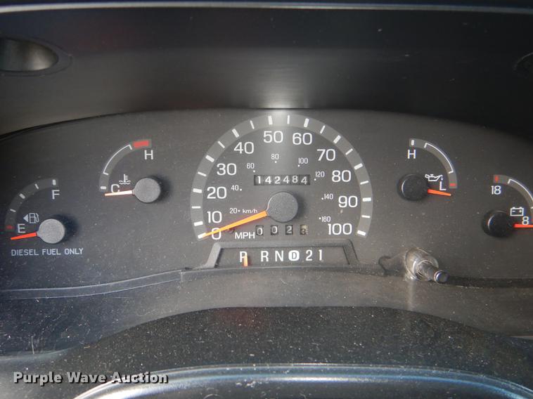 image for item DE0006 2001 Ford Econoline E450 Super Duty ambulance