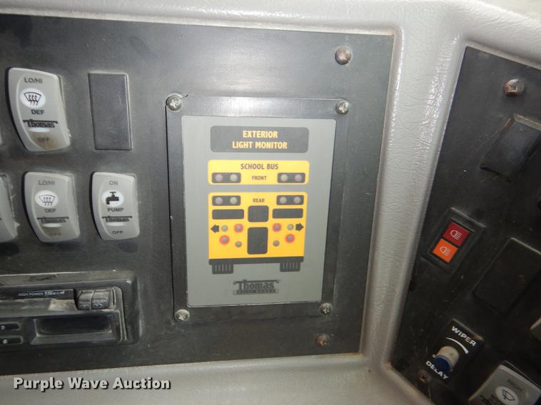 image for item DE0034 2000 International 3800 Thomas school bus