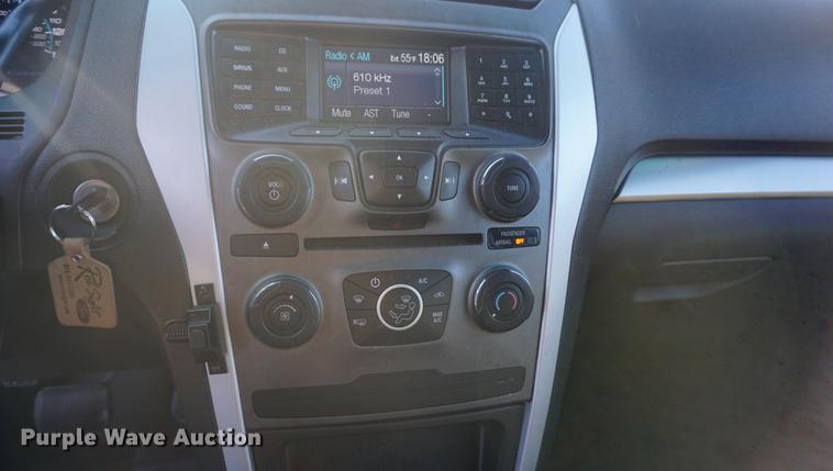 image for item DF1728 2013 Ford Explorer Police Interceptor SUV