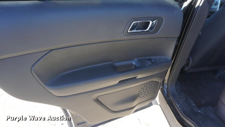 image for item DF1729 2013 Ford Explorer Police Interceptor SUV