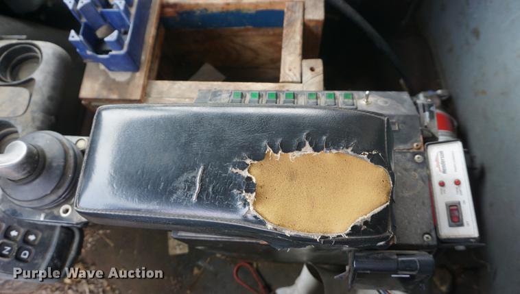 image for item DF1737 2006 International 7400 dump truck