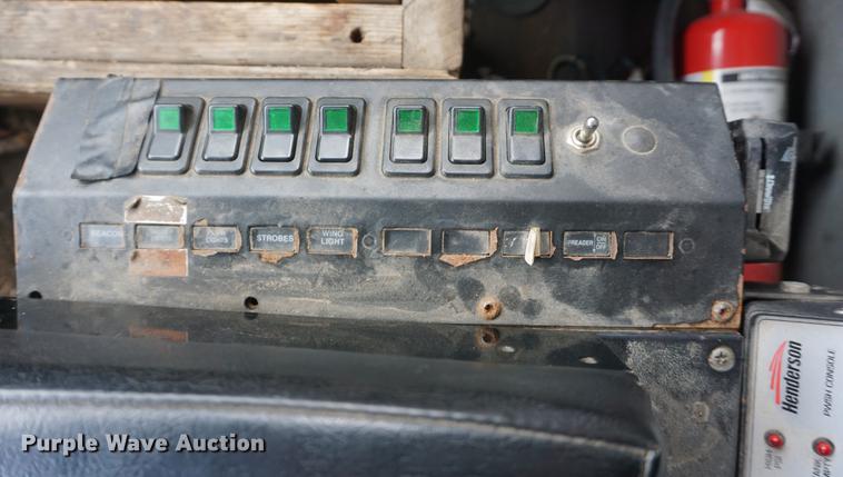 image for item DF1737 2006 International 7400 dump truck