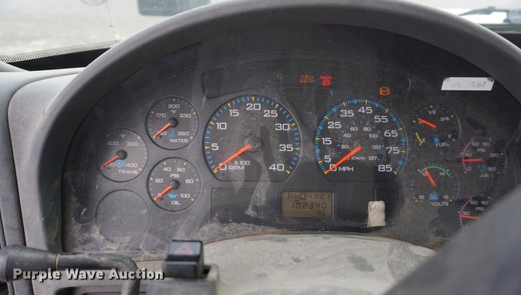 image for item DF1737 2006 International 7400 dump truck