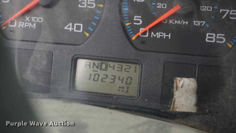 image for item DF1737 2006 International 7400 dump truck