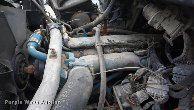 image for item DF1737 2006 International 7400 dump truck