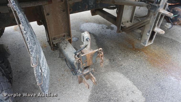 image for item DF1737 2006 International 7400 dump truck