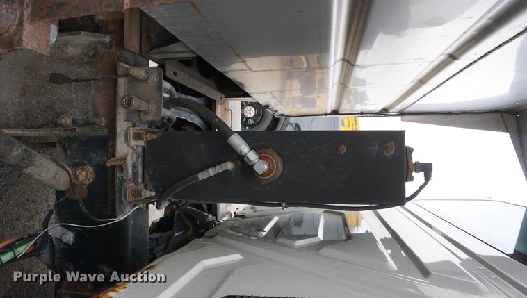 image for item DF1737 2006 International 7400 dump truck