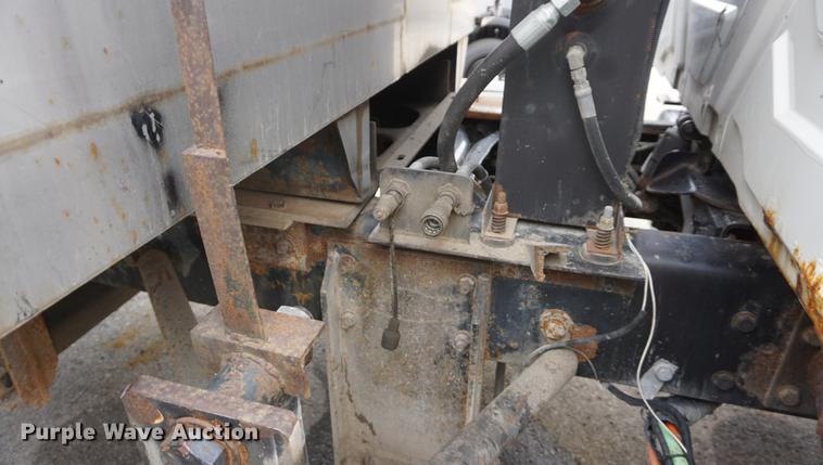 image for item DF1737 2006 International 7400 dump truck