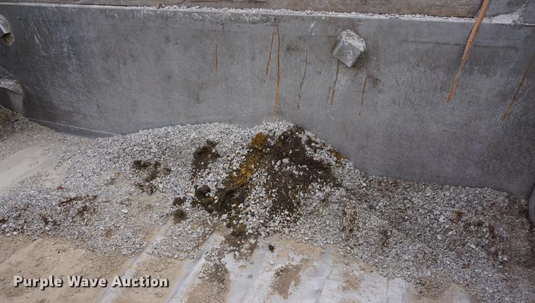 image for item DF1737 2006 International 7400 dump truck