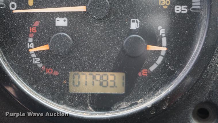 image for item DF1740 2010 Mack LE600 refuse truck