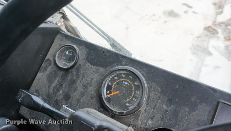 image for item DF1740 2010 Mack LE600 refuse truck