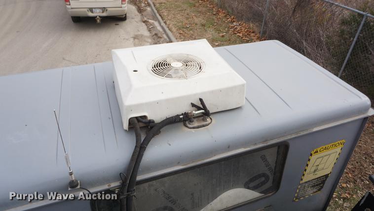 image for item DF1740 2010 Mack LE600 refuse truck