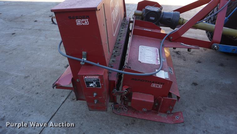 image for item DF1741 2004 Toro 93 seeder