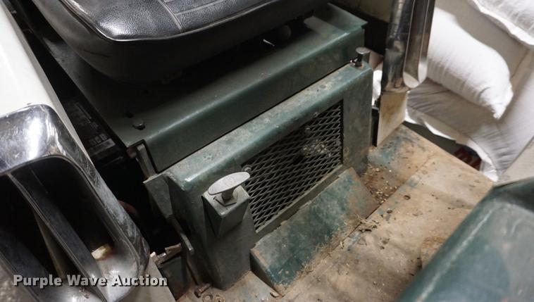 image for item DF1743 Clark forklift