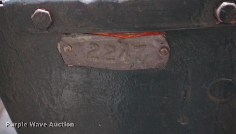 image for item DF1743 Clark forklift