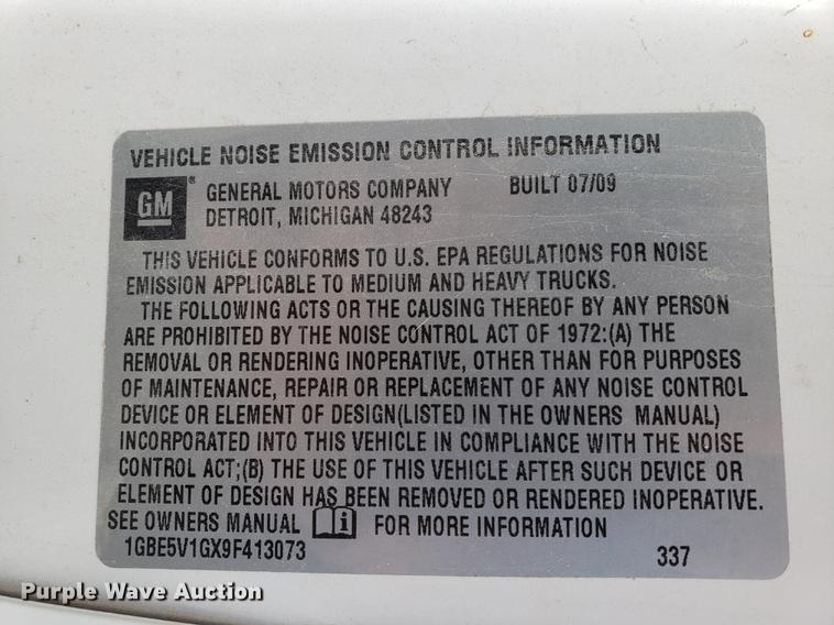 image for item DF2445 2009 Chevrolet C5500 shuttle bus