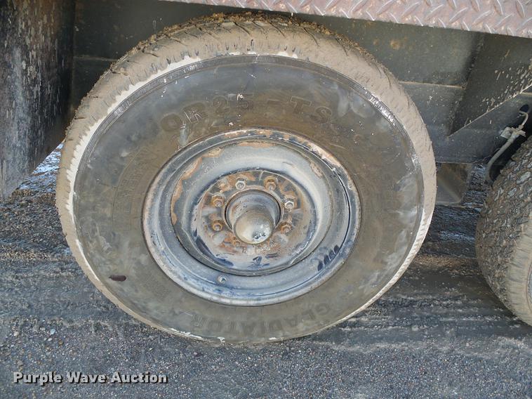 image for item DF2831 1999 Caterpillar XQ225-3306 generator