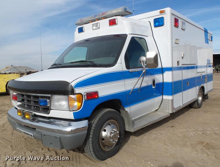 image for item DF2867 1997 Ford Econoline E350 ambulance