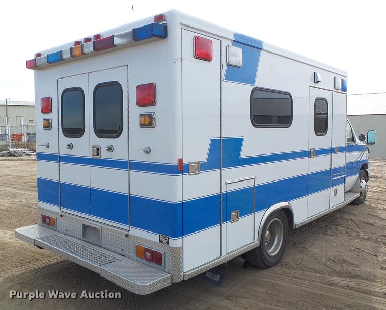image for item DF2867 1997 Ford Econoline E350 ambulance