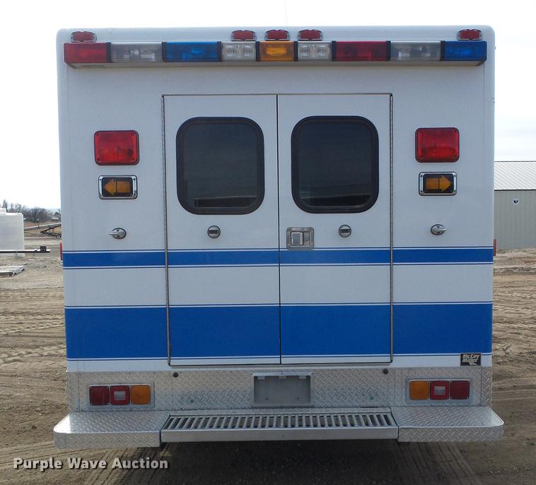 image for item DF2867 1997 Ford Econoline E350 ambulance