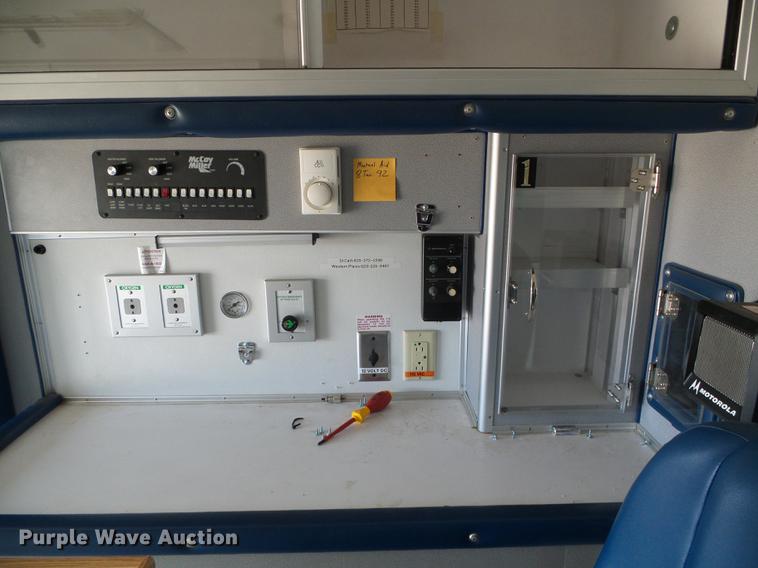 image for item DF2867 1997 Ford Econoline E350 ambulance