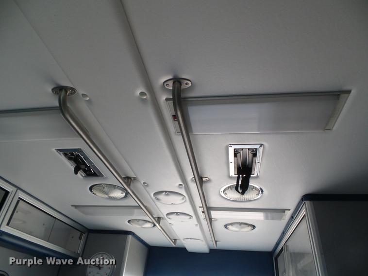 image for item DF2867 1997 Ford Econoline E350 ambulance