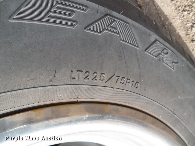 image for item DF2867 1997 Ford Econoline E350 ambulance