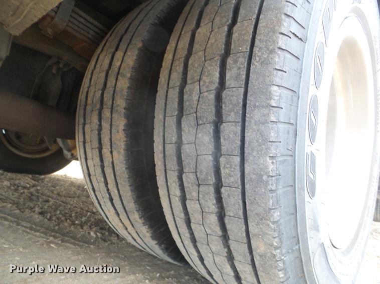 image for item DF2867 1997 Ford Econoline E350 ambulance