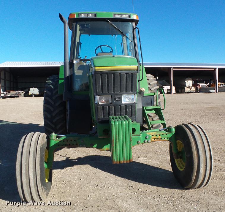 image for item DF2878 1996 John Deere 7600 tractor