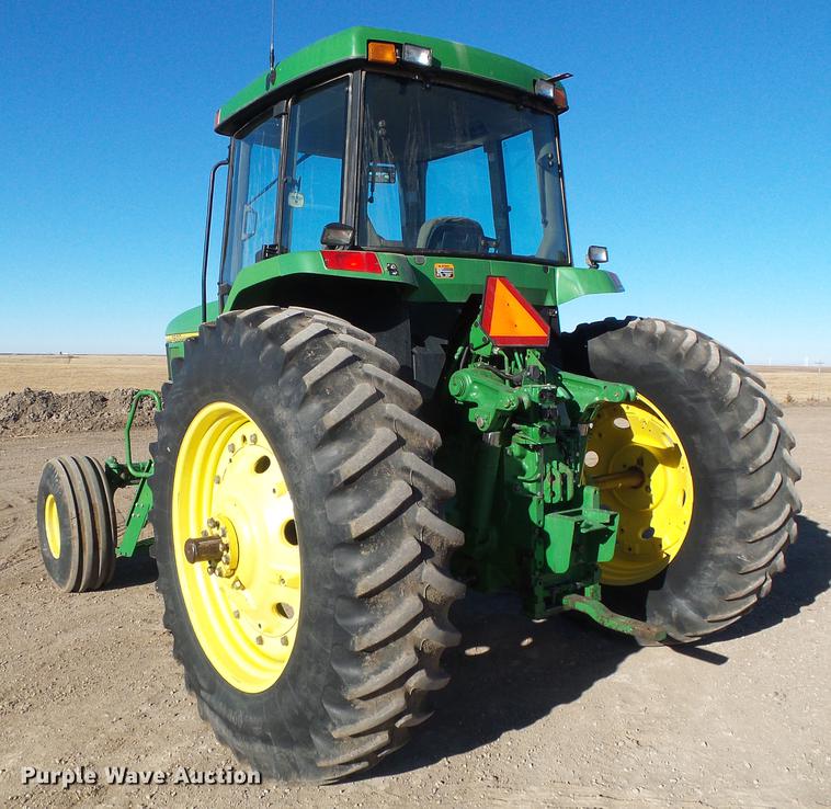 image for item DF2878 1996 John Deere 7600 tractor