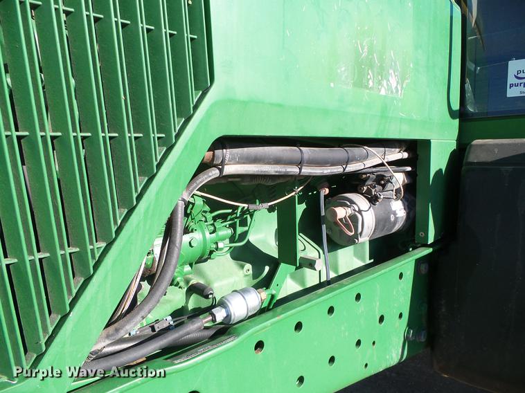 image for item DF2878 1996 John Deere 7600 tractor