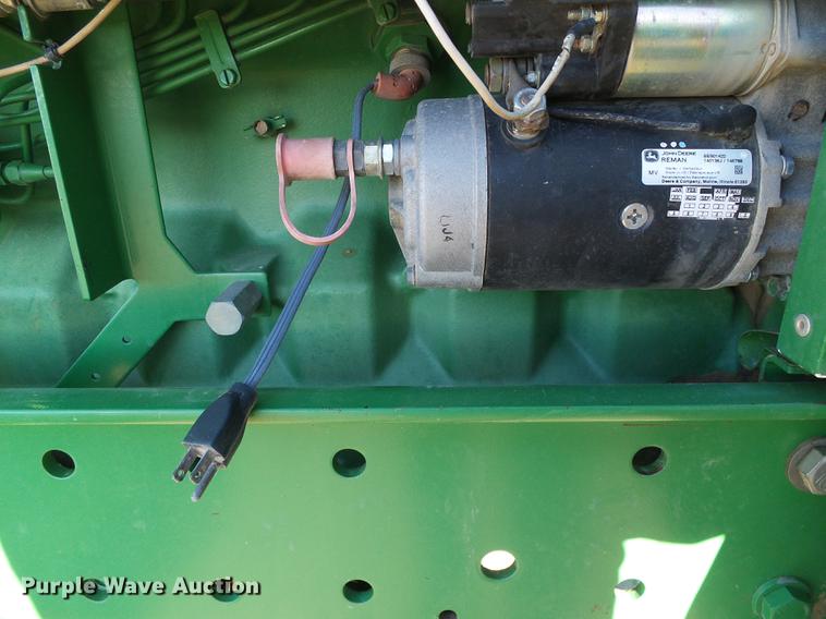 image for item DF2878 1996 John Deere 7600 tractor