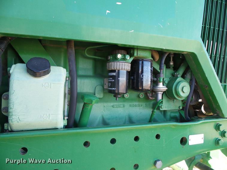 image for item DF2878 1996 John Deere 7600 tractor