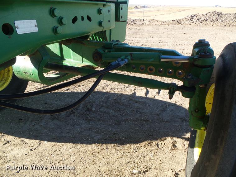 image for item DF2878 1996 John Deere 7600 tractor