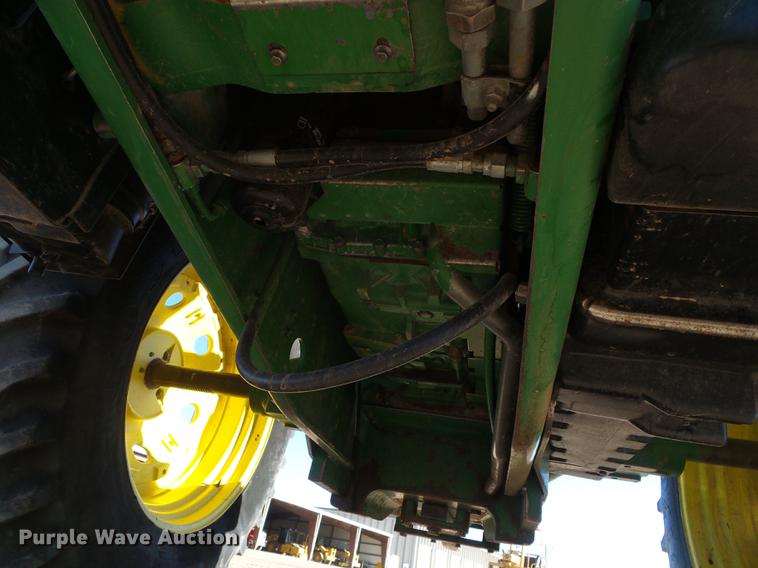 image for item DF2878 1996 John Deere 7600 tractor
