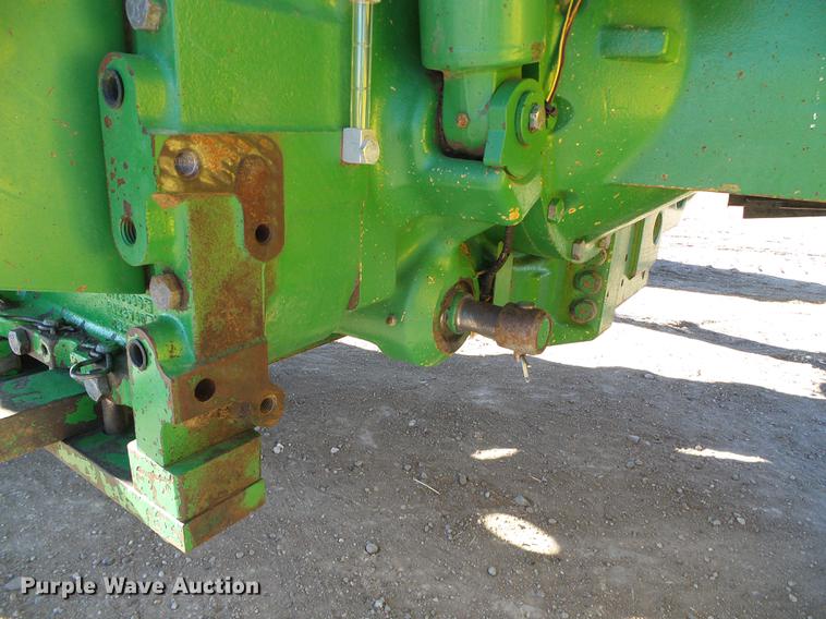 image for item DF2878 1996 John Deere 7600 tractor