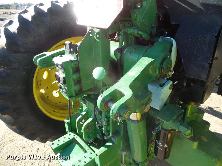 image for item DF2878 1996 John Deere 7600 tractor