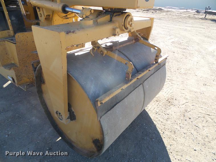 image for item DF2879 1995 Galion Dresser 710 double drum roller