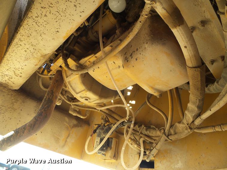 image for item DF2879 1995 Galion Dresser 710 double drum roller