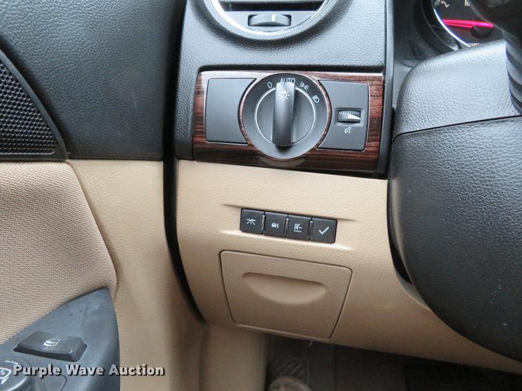 image for item DG3785 2009 Saturn Vue SUV