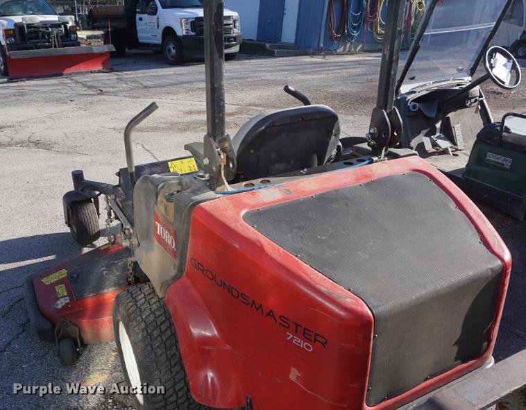 image for item DI9281 Toro Groundsmaster 7210 ZTR lawn mower