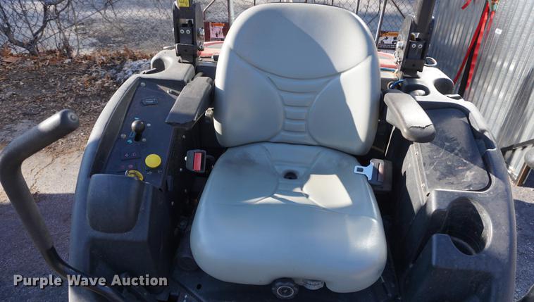 image for item DI9281 Toro Groundsmaster 7210 ZTR lawn mower